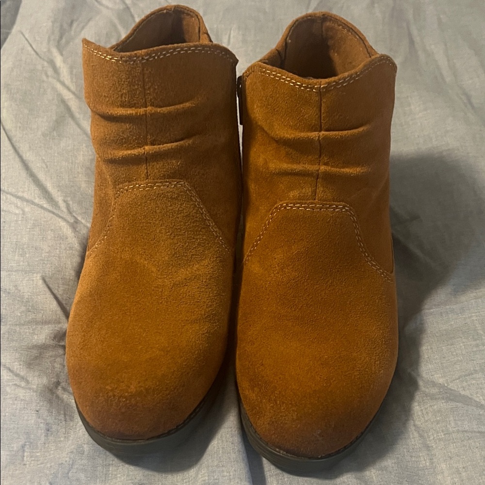 Earth Origins Brown Ankle Booties